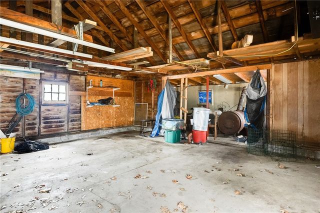 5782 N Edinburg Rd, Mahoning Twp, PA 16116