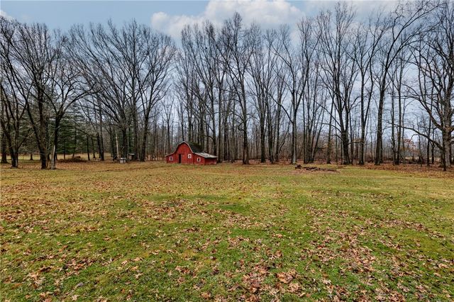 5782 N Edinburg Rd, Mahoning Twp, PA 16116