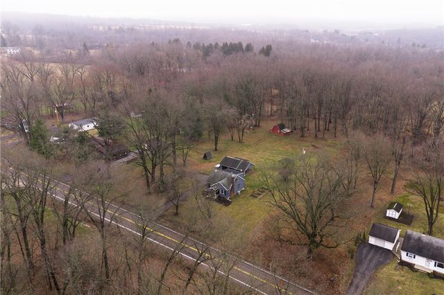 5782 N Edinburg Rd, Mahoning Twp, PA 16116