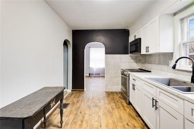 5782 N Edinburg Rd, Mahoning Twp, PA 16116