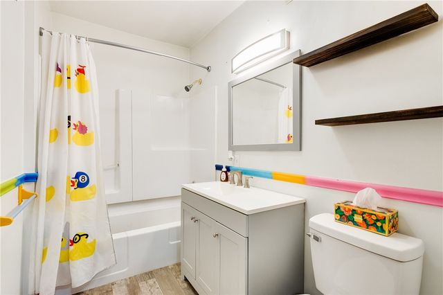 5782 N Edinburg Rd, Mahoning Twp, PA 16116