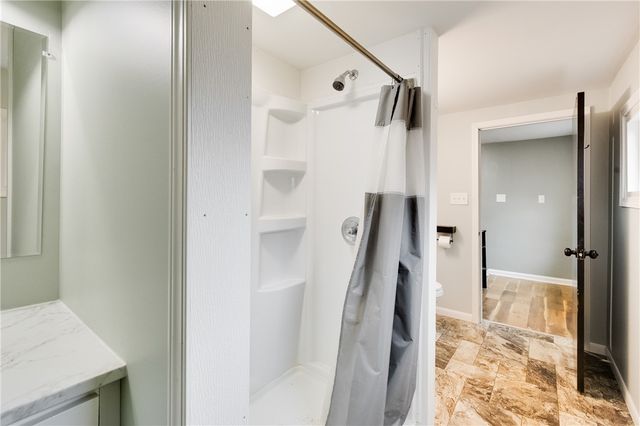 5782 N Edinburg Rd, Mahoning Twp, PA 16116