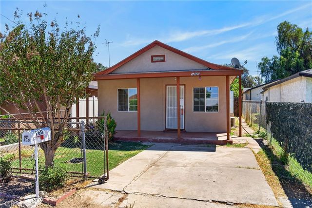 160 Highland Avenue, Riverside, CA 92507