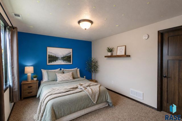 617 Praireside Trl Trail, Harrisburg, SD 57032