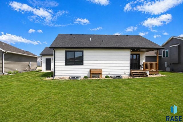 617 Praireside Trl Trail, Harrisburg, SD 57032