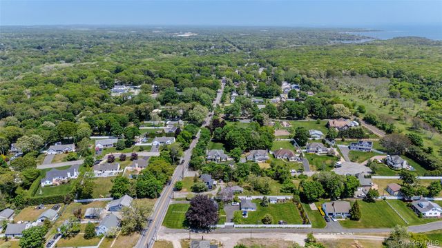 119 Hubbard Avenue, Riverhead, NY 11901