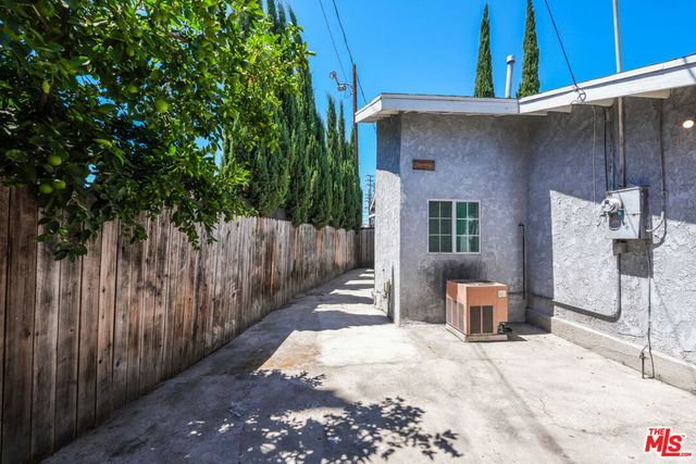 4424 Alumni Avenue, Los Angeles, CA 90041