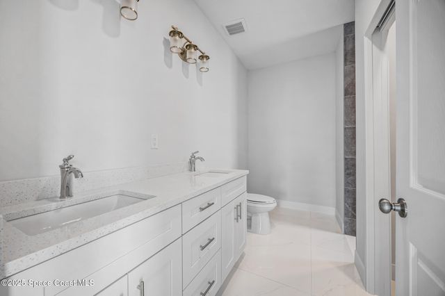 947 Hutchins Street SE, Palm Bay, FL 32909