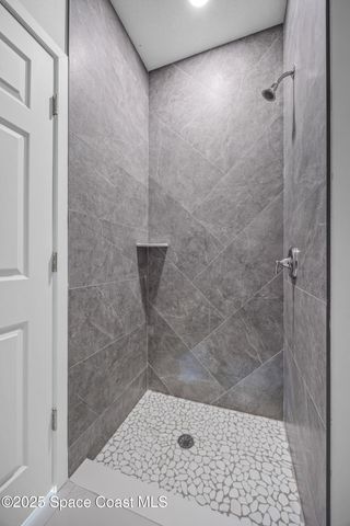 947 Hutchins Street SE, Palm Bay, FL 32909