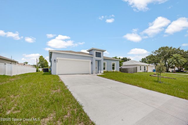 947 Hutchins Street SE, Palm Bay, FL 32909