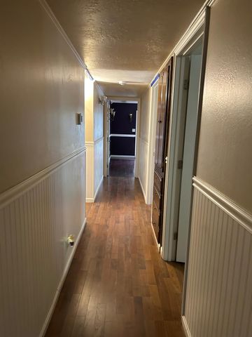 2360 23rd Avenue, Kingsburg, CA 93631