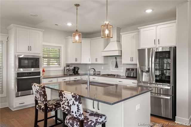 1702 Augusta Parkway, Henryville, IN 47126