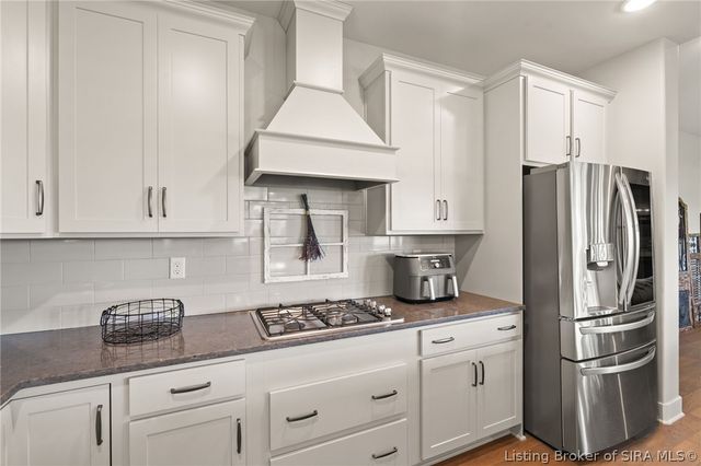 1702 Augusta Parkway, Henryville, IN 47126