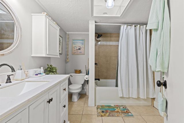 506 River Oaks Drive, Huntsville, TX 77340