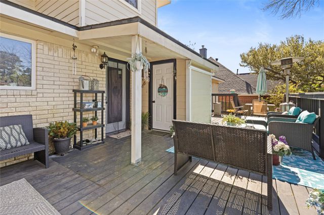 506 River Oaks Drive, Huntsville, TX 77340