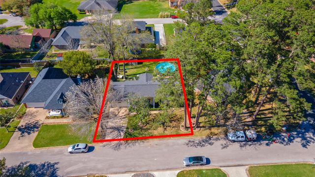 506 River Oaks Drive, Huntsville, TX 77340