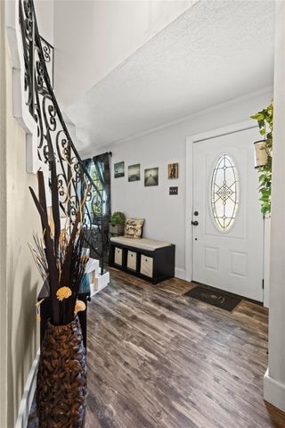 506 River Oaks Drive, Huntsville, TX 77340