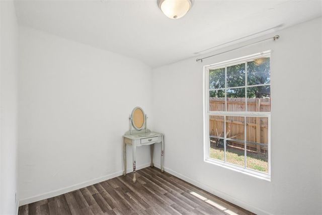 402 NE 3rd Street, Luther, OK 73054