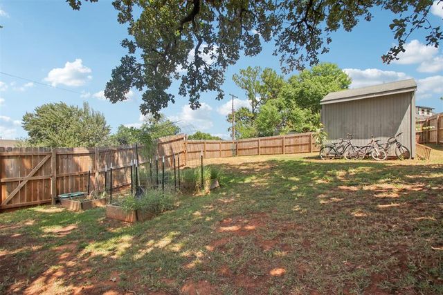 402 NE 3rd Street, Luther, OK 73054