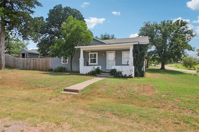 402 NE 3rd Street, Luther, OK 73054