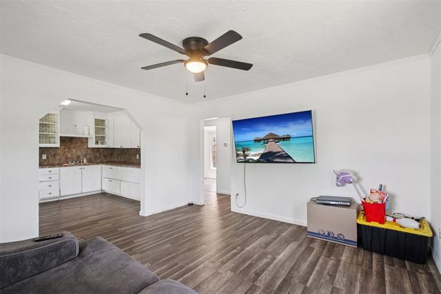 402 NE 3rd Street, Luther, OK 73054