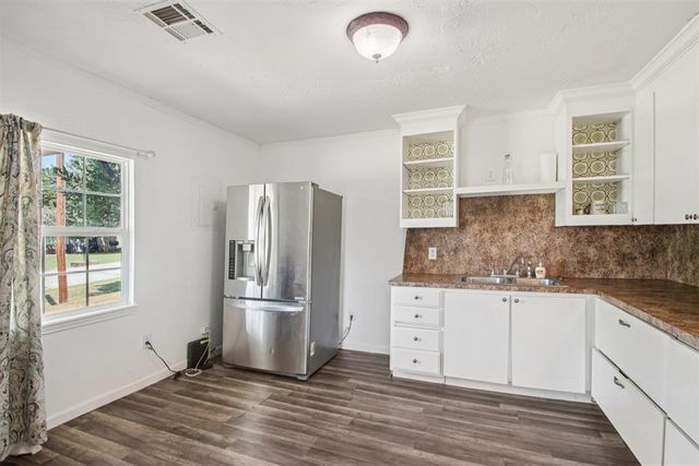 402 NE 3rd Street, Luther, OK 73054