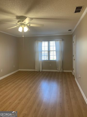 240 W Huntington Road, Bogart, GA 30622