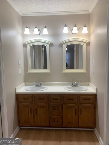 240 W Huntington Road, Bogart, GA 30622