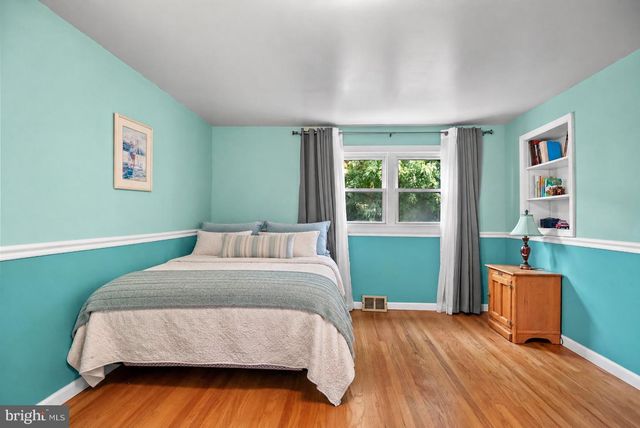 1 RADNOR BLVD, Marlton, NJ 08053