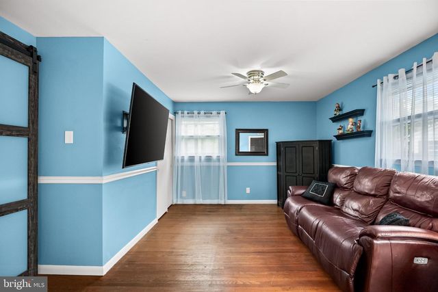 1 RADNOR BLVD, Marlton, NJ 08053