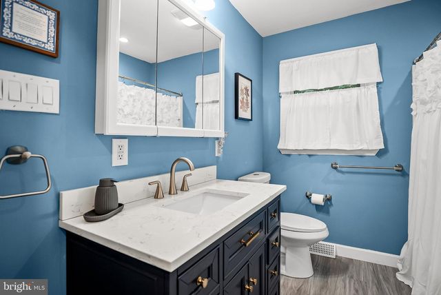 1 RADNOR BLVD, Marlton, NJ 08053