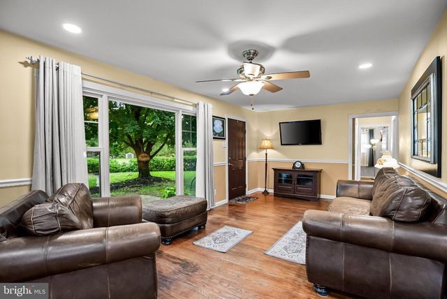 1 RADNOR BLVD, Marlton, NJ 08053