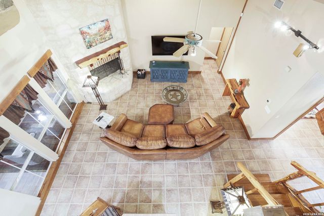 309 LOST OAKS DR, Boerne, TX 78006