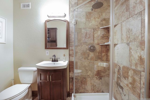 309 LOST OAKS DR, Boerne, TX 78006