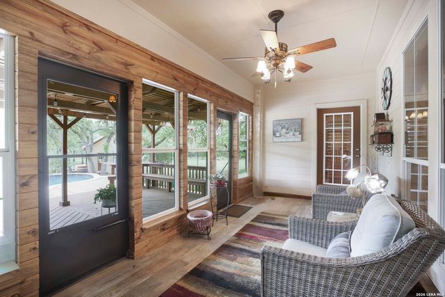 309 LOST OAKS DR, Boerne, TX 78006