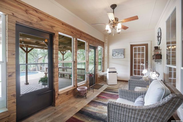 309 LOST OAKS DR, Boerne, TX 78006