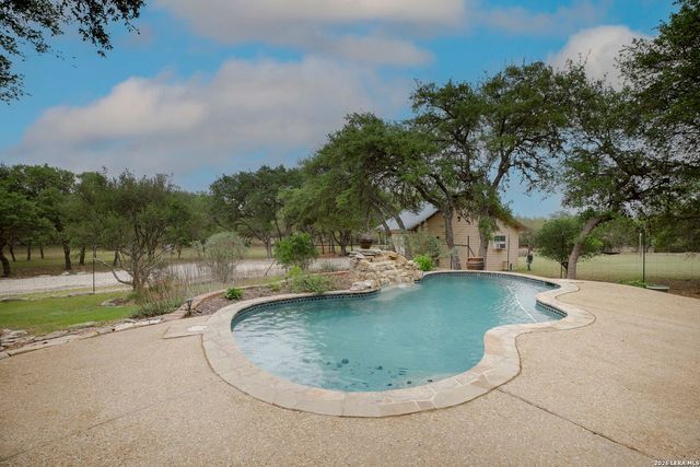 309 LOST OAKS DR, Boerne, TX 78006