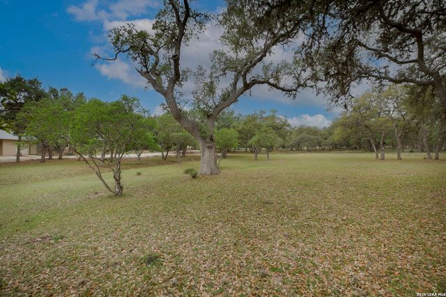 309 LOST OAKS DR, Boerne, TX 78006