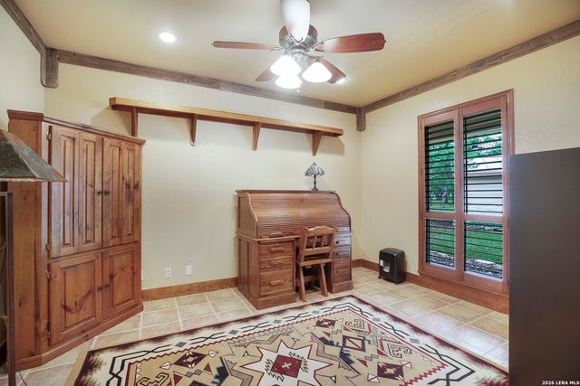 309 LOST OAKS DR, Boerne, TX 78006