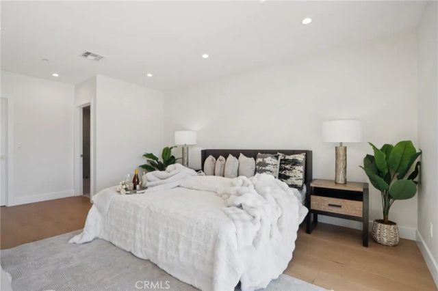 14929 Vose Street, Van Nuys, CA 91405