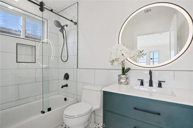 14929 Vose Street, Van Nuys, CA 91405