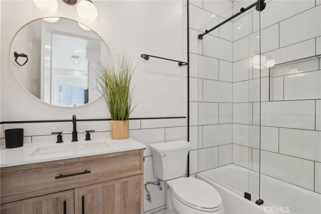 14929 Vose Street, Van Nuys, CA 91405