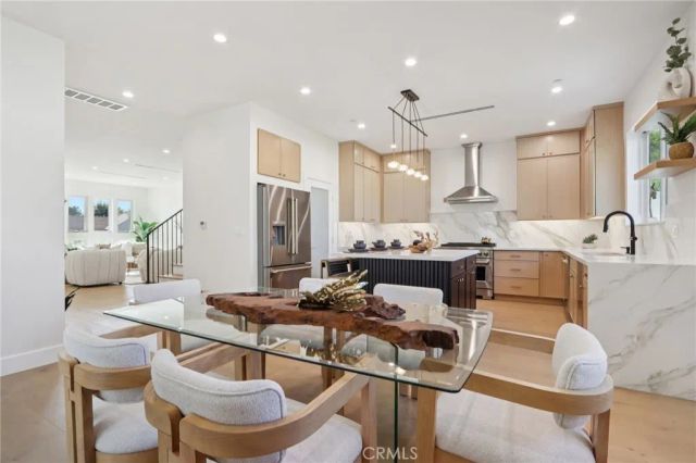 14929 Vose Street, Van Nuys, CA 91405