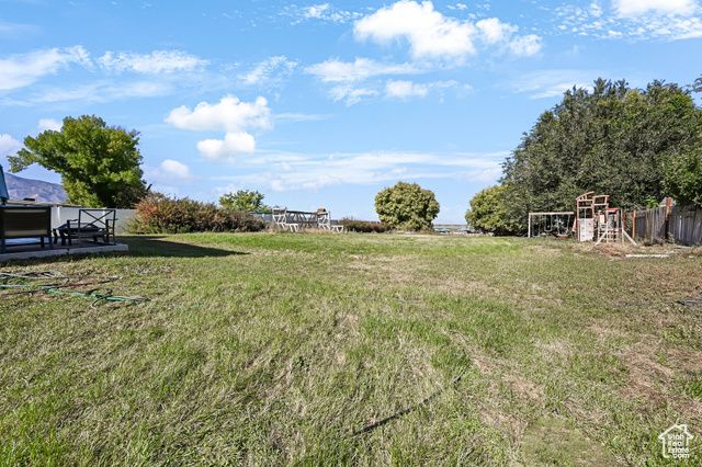 670 W 300 N, Hyrum, UT 84319