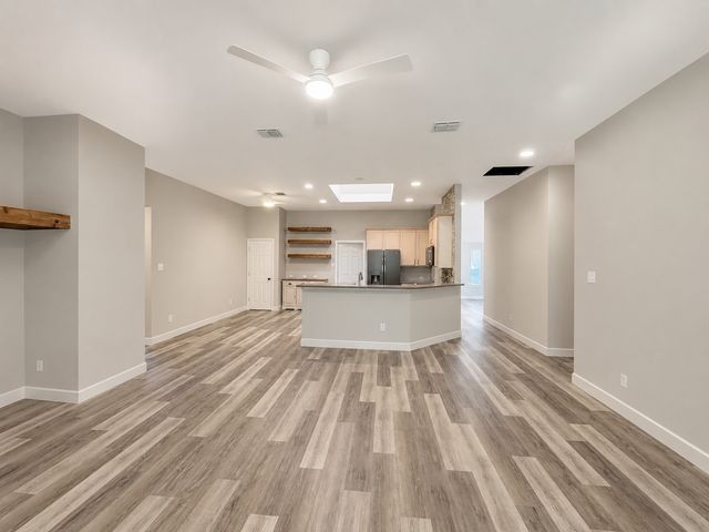 1612 Meadowview Drive, Corinth, TX 76210