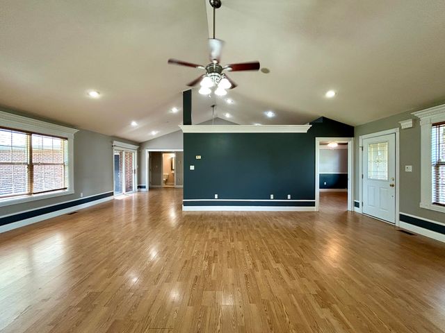 182 Lake Forest Drive, Somerset, KY 42503