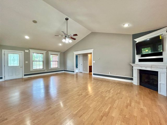 182 Lake Forest Drive, Somerset, KY 42503