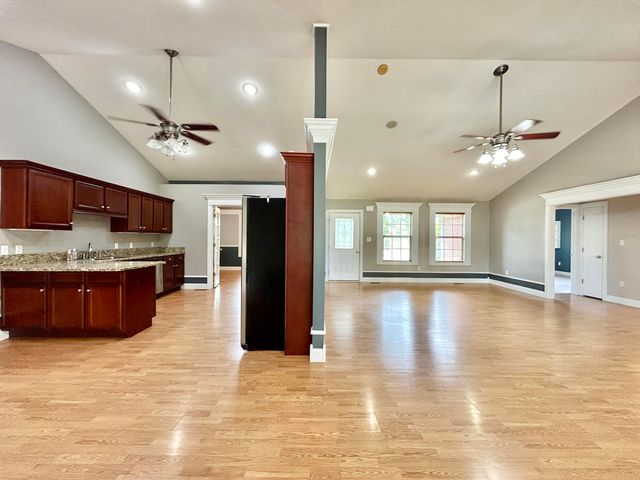 182 Lake Forest Drive, Somerset, KY 42503