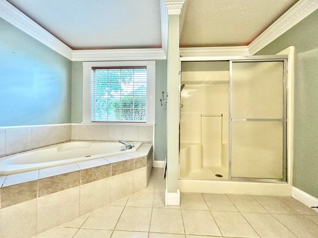 182 Lake Forest Drive, Somerset, KY 42503