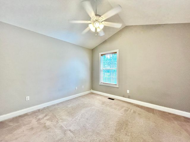 182 Lake Forest Drive, Somerset, KY 42503